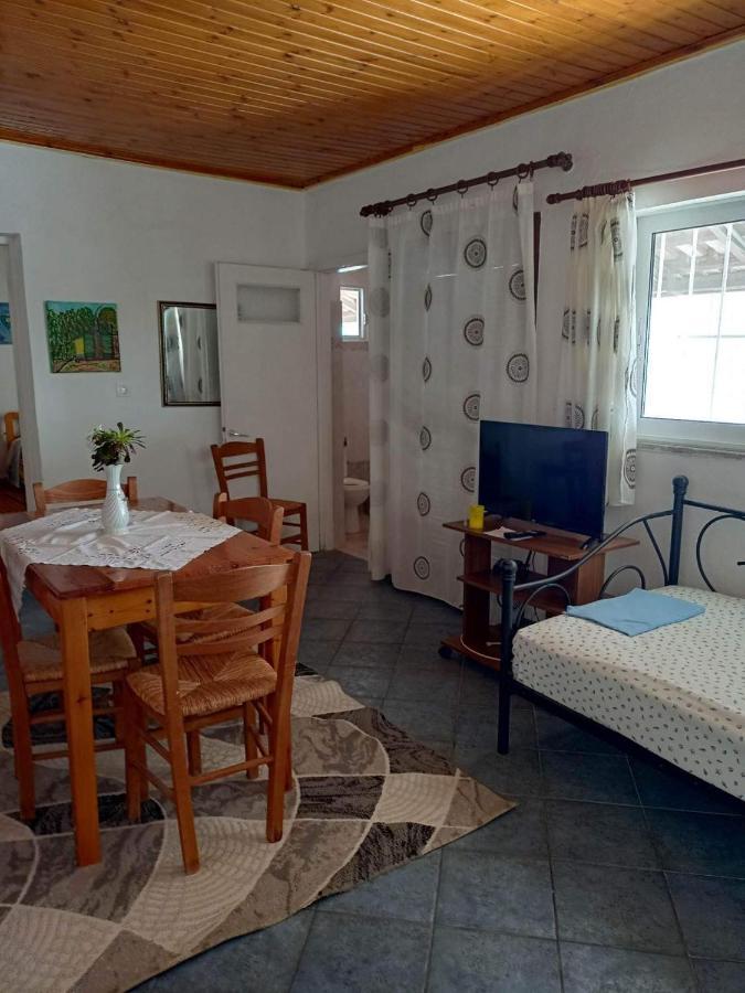 Koróni Giota & Antonia Apartments מראה חיצוני תמונה